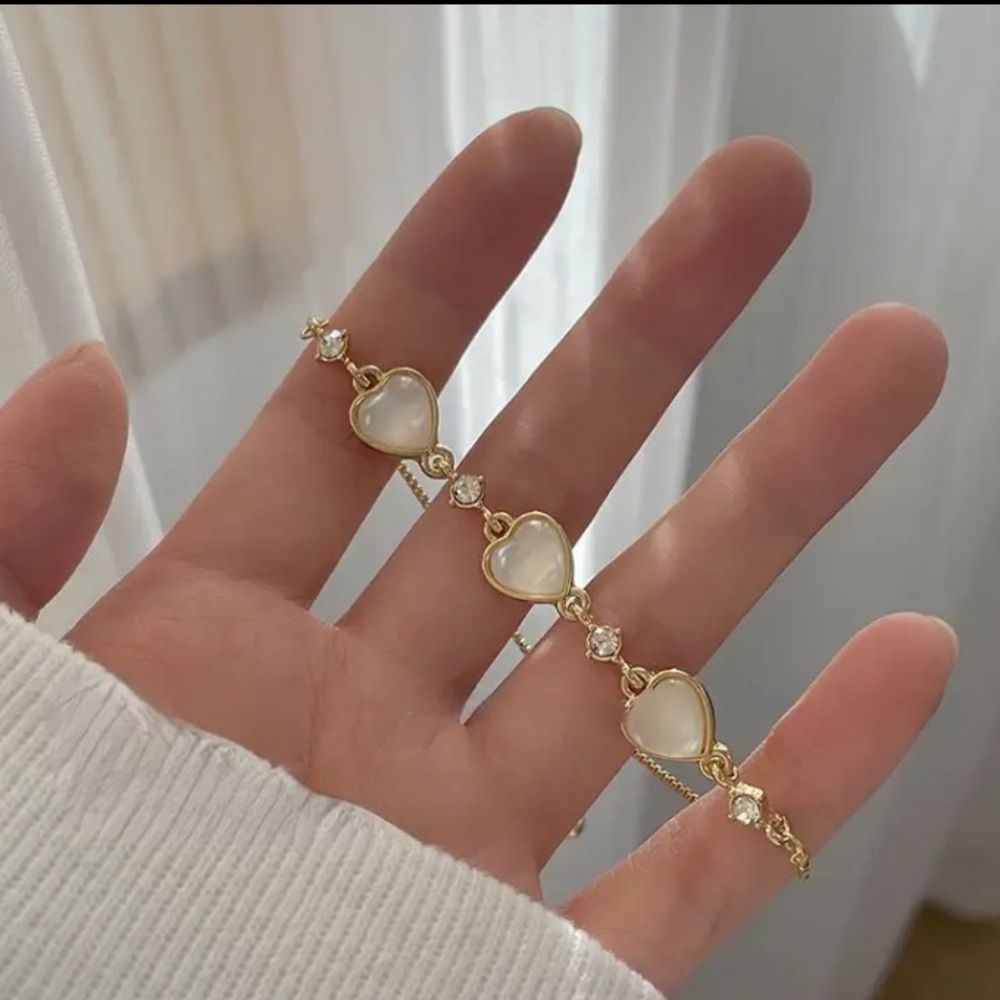 Gold Filled Cubic Zirconia Heart Bracelet - Picture 1 of 1